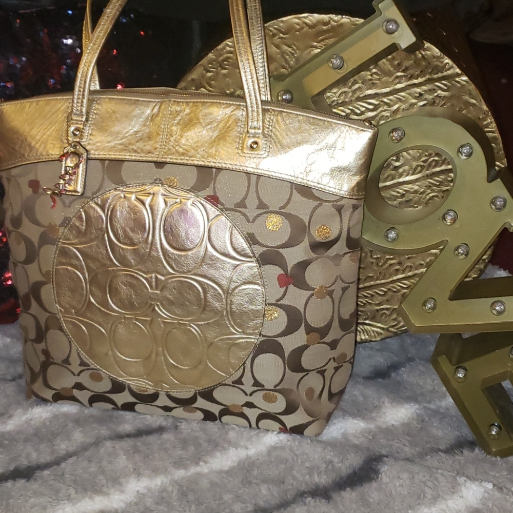 Coach Laura Sectet Admire Signature Tote